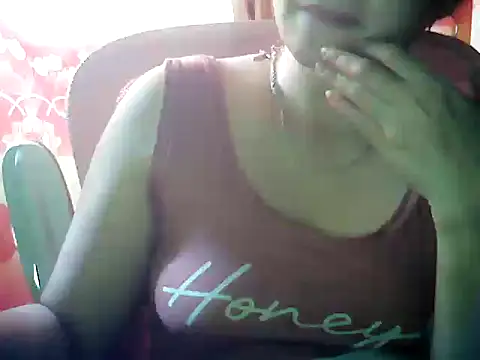 Snapshot of ashlylove25 chatting on June 1, 2026, 1:29 am ashlylove25 online show from June 1, 2026, 1:29 am