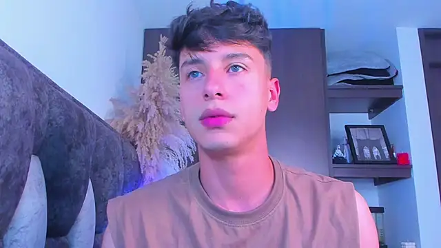 Snapshot of I_Gabriel chatting on January 14, 2025, 11:27 pm I Gabriel online show from January 14, 2025, 11:27 pm