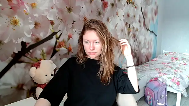 Snapshot of ConnieDaw chatting on January 18, 2025, 8:10 am ConnieDaw online show from January 18, 2025, 8:10 am