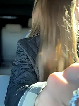 Snapshot of lunagirl13 chatting on November 25, 2025, 6:19 pm lunagirl13 online show from November 25, 2025, 6:19 pm