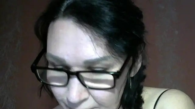 Snapshot of PrettyAndWild chatting on June 19, 2026, 3:05 pm PrettyAndWild online show from June 19, 2026, 3:05 pm