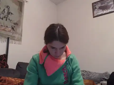 Snapshot of Geile-Luna chatting on November 4, 2025, 7:24 pm Geile-Luna online show from November 4, 2025, 7:24 pm