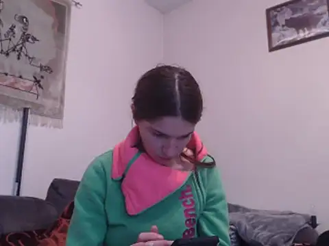 Snapshot of Geile-Luna chatting on November 6, 2025, 5:47 pm Geile-Luna online show from November 6, 2025, 5:47 pm