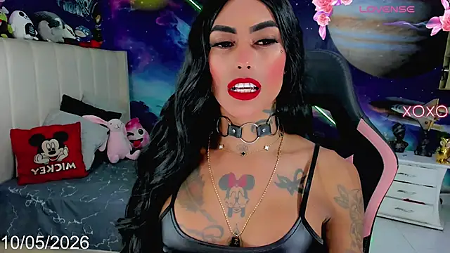 Snapshot of Nella_Dolls chatting on May 10, 2026, 8:08 am Nella Dolls online show from May 10, 2026, 8:08 am