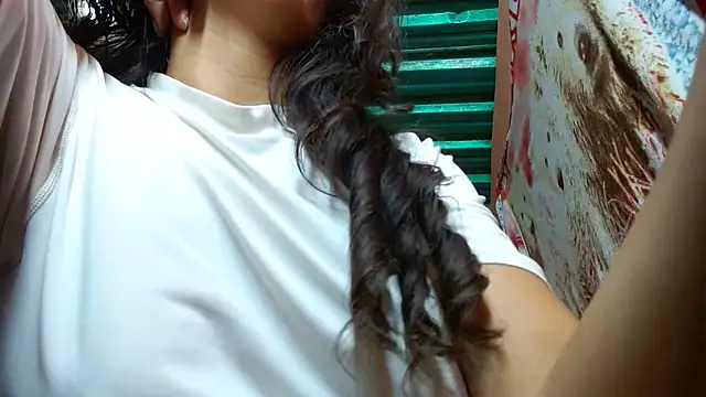 Snapshot of chandra_haraa chatting on December 30, 2024, 2:31 am chandra haraa online show from December 30, 2024, 2:31 am