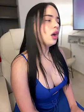 GeorginaJones online show from January 13, 2025, 11:17 pm