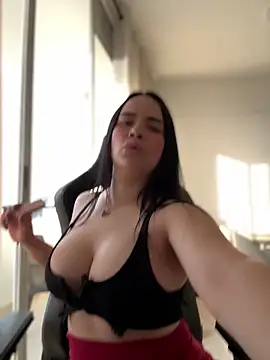 GeorginaJones online show from February 20, 2025, 10:15 pm