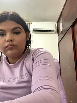 Snapshot of Lia_sexx chatting on October 24, 2025, 7:10 pm Lia sexx online show from October 24, 2025, 7:10 pm