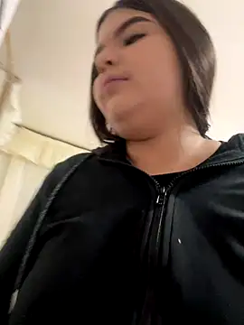 Snapshot of Lia_sexx chatting on November 29, 2025, 11:57 am Lia sexx online show from November 29, 2025, 11:57 am