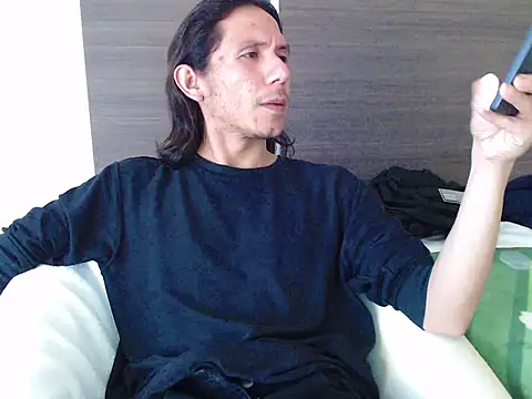 Snapshot of Latinopervs chatting on November 16, 2025, 9:31 pm Latinopervs online show from November 16, 2025, 9:31 pm