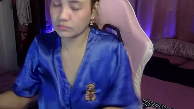 yourbabe Brielle online show from February 1, 2025, 3:50 pm