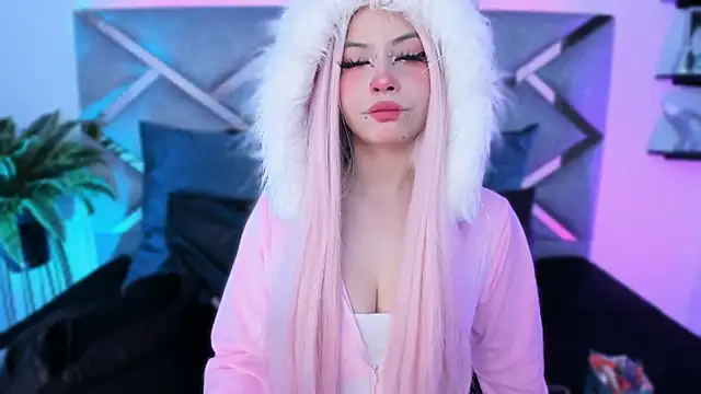 Snapshot of Keidy_rose chatting on October 31, 2025, 7:04 pm Keidy rose online show from October 31, 2025, 7:04 pm