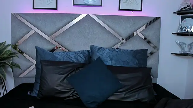 Snapshot of Keidy_rose chatting on November 10, 2025, 7:02 pm Keidy rose online show from November 10, 2025, 7:02 pm