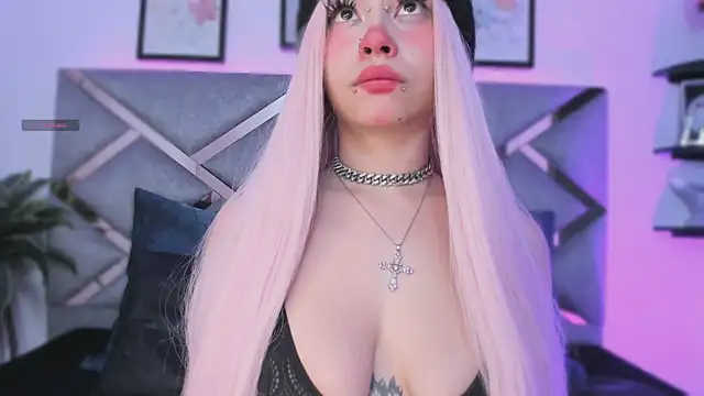 Snapshot of Keidy_rose chatting on November 11, 2025, 7:03 pm Keidy rose online show from November 11, 2025, 7:03 pm