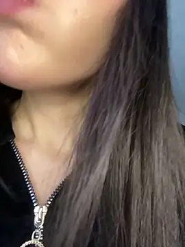 Snapshot of little_belucci chatting on March 19, 2026, 3:49 pm little belucci online show from March 19, 2026, 3:49 pm