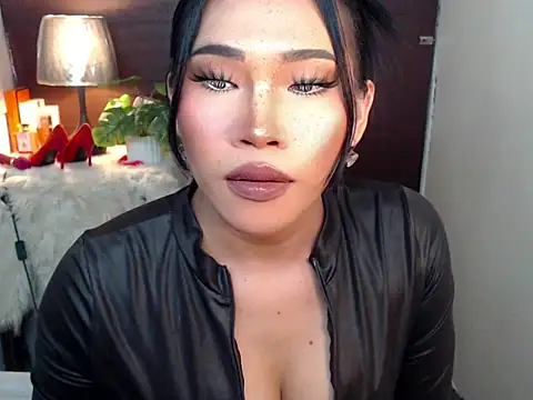 Ur Fantastic Lina online show from March 29, 2026, 3:56 pm