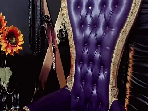 Snapshot of SASHA_DERECK chatting on November 19, 2025, 3:34 pm SASHA DERECK online show from November 19, 2025, 3:34 pm