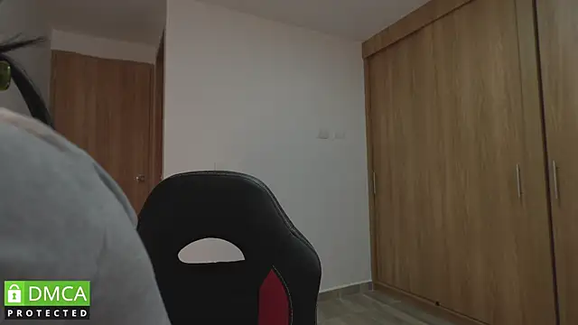 Dubois Amy online show from November 9, 2025, 12:42 am