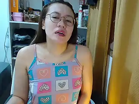 crizzybel online show from December 22, 2025, 8:11 am