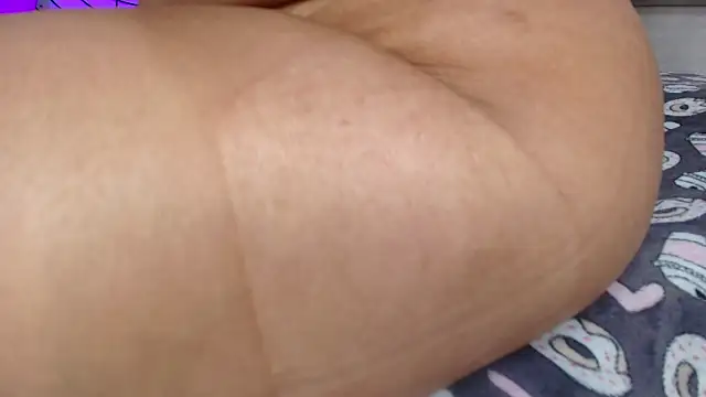 Snapshot of leon_gaby chatting on October 25, 2025, 8:14 pm leon gaby online show from October 25, 2025, 8:14 pm