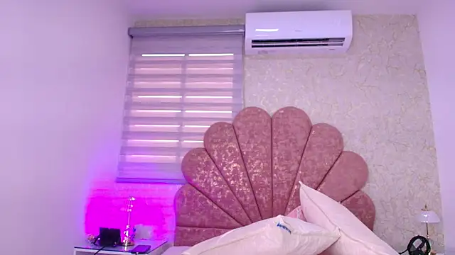 Snapshot of leon_gaby chatting on November 14, 2025, 7:23 pm leon gaby online show from November 14, 2025, 7:23 pm