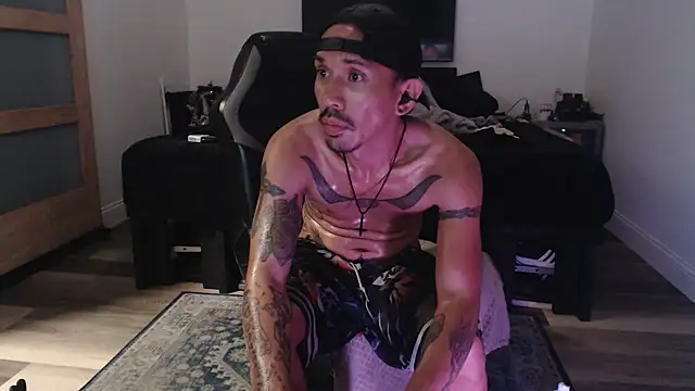 Snapshot of inc25cb@xh chatting on February 25, 2026, 10:36 am inc25cbxh online show from February 25, 2026, 10:36 am