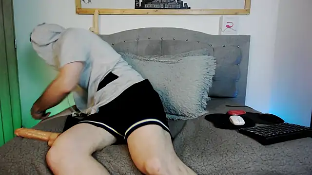 Danny hot fun online show from March 20, 2025, 5:24 am