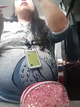 Keyla01  online show from October 23, 2025, 6:50 pm