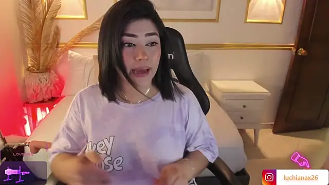 Snapshot of lucy26_ chatting on February 13, 2025, 2:23 am lucy26 online show from February 13, 2025, 2:23 am