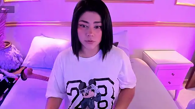 Snapshot of lucy26_ chatting on September 13, 2025, 2:33 am lucy26 online show from September 13, 2025, 2:33 am