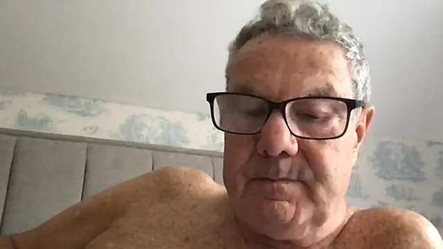 Oldpistolpete online show from November 4, 2025, 10:03 am