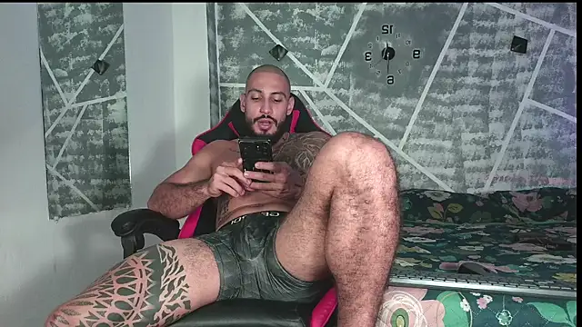 leonidas 18k online show from November 28, 2025, 4:09 pm