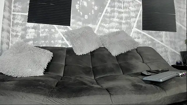 leonidas 18k online show from April 4, 2026, 10:07 pm