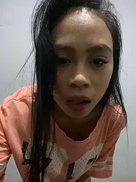 Snapshot of Imyourpinay chatting on December 19, 2024, 7:40 am Imyourpinay online show from December 19, 2024, 7:40 am