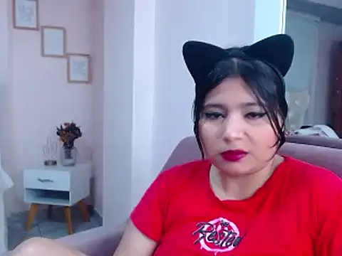 annylouis online show from February 11, 2025, 1:41 am