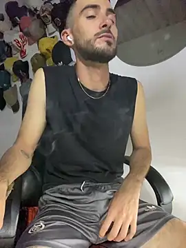 Snapshot of Cabetothepro chatting on December 18, 2025, 3:45 am Cabetothepro online show from December 18, 2025, 3:45 am