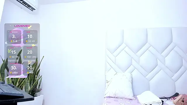 Mature Hard online show from December 17, 2025, 8:37 pm