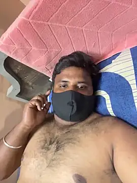 pavanappi098 online show from March 19, 2025, 6:01 pm