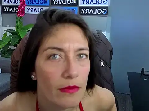 AnnyMilet  online show from February 16, 2026, 2:24 pm