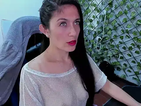 AnnyMilet  online show from March 5, 2026, 11:34 pm