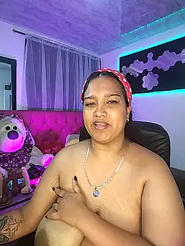 Snapshot of Teffy__xxx chatting on February 17, 2025, 10:36 pm Teffy xxx online show from February 17, 2025, 10:36 pm