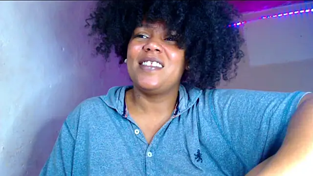 Snapshot of cherry_cleou chatting on May 23, 2026, 6:51 am cherry cleou online show from May 23, 2026, 6:51 am