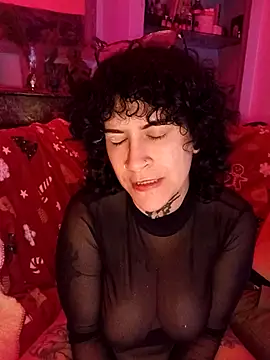 callmelouve online show from November 20, 2025, 11:04 pm