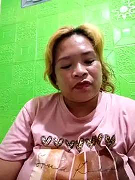 Snapshot of wet_babexxx chatting on December 5, 2025, 7:39 am wet babexxx online show from December 5, 2025, 7:39 am