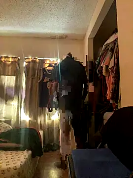 Dval1993 online show from December 17, 2025, 8:26 pm