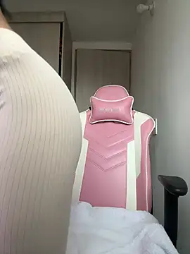 Snapshot of Anamhenao chatting on December 18, 2025, 11:49 am Anamhenao online show from December 18, 2025, 11:49 am