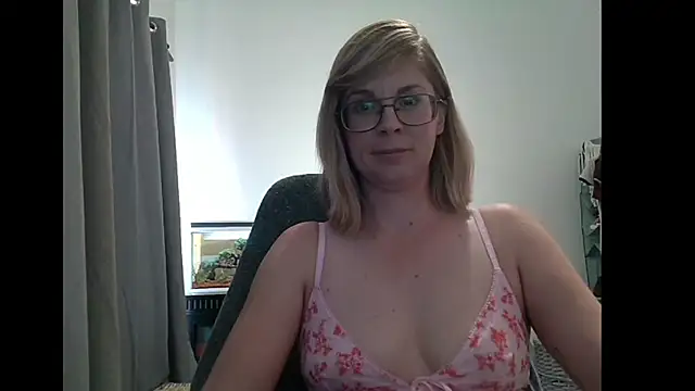 SavannaGirly online show from March 2, 2025, 11:50 am