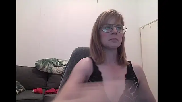 SavannaGirly online show from October 3, 2025, 10:56 am