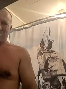 mustang69696 online show from November 28, 2025, 11:46 am