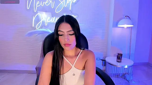 Snapshot of JadeEvansX chatting on January 21, 2025, 6:12 pm JadeEvansX online show from January 21, 2025, 6:12 pm